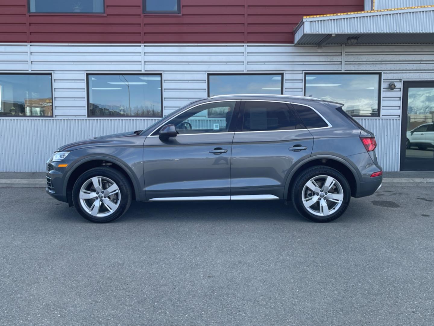 2019 GRAY AUDI Q5 2.0T QUATTRO PREMIUM (WA1ANAFY0K2) with an 2.0L engine, Automatic transmission, located at 1960 Industrial Drive, Wasilla, 99654, (907) 274-2277, 61.573475, -149.400146 - Photo#1